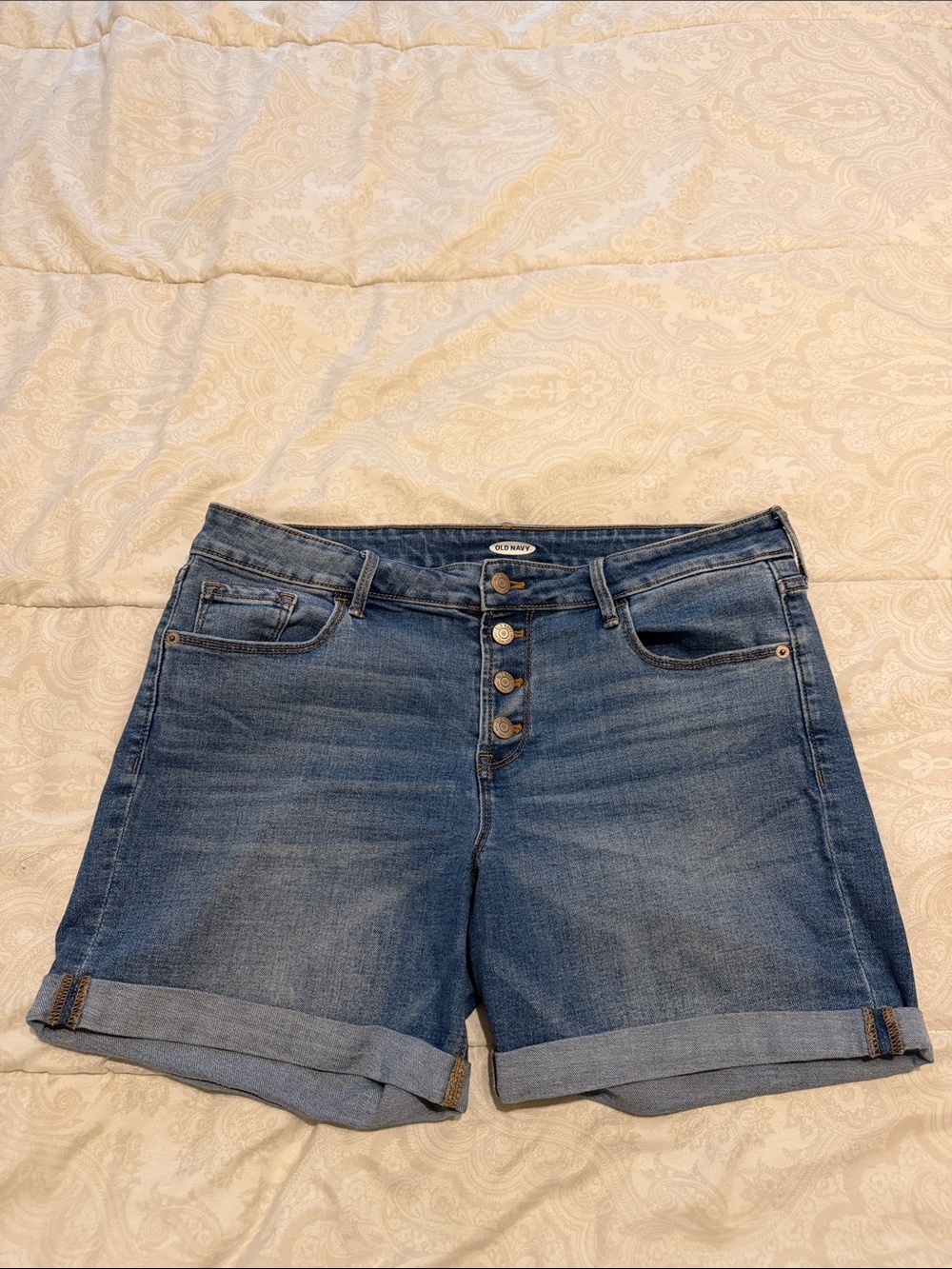 Old Navy Women's Medium Blue Button-Front Denim Shorts